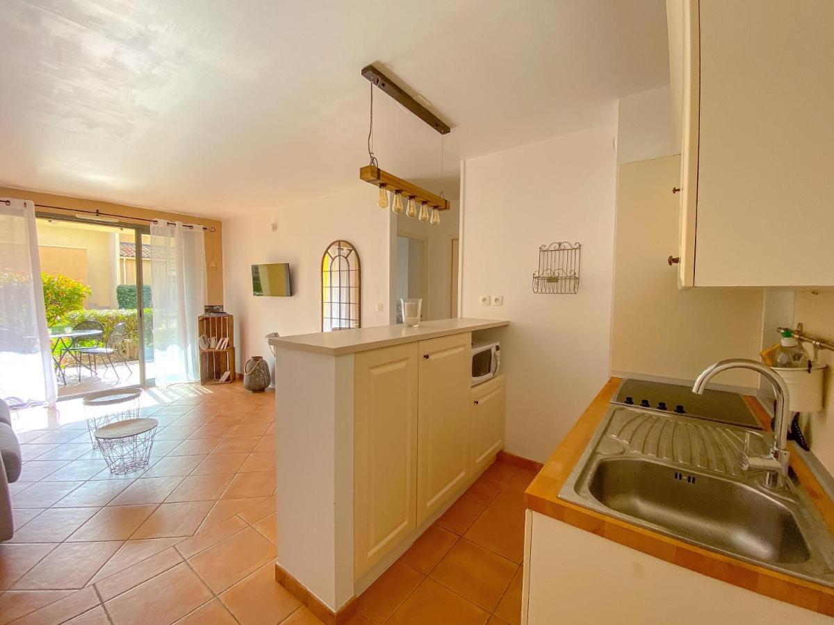 Appartement Cosy Pour Un Sejour Bien-Etre Climatise Saumane-de-Vaucluse Exterior photo